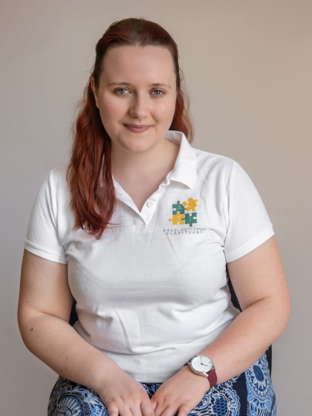 Hertelendy Hanna Mária - Végzős pszichológus hallgató- Képzésben lévő ABA technikusi terapeuta